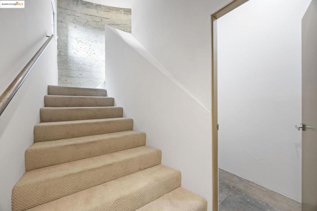 MONTCLAIR - Residential