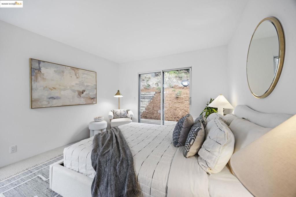 MONTCLAIR - Residential