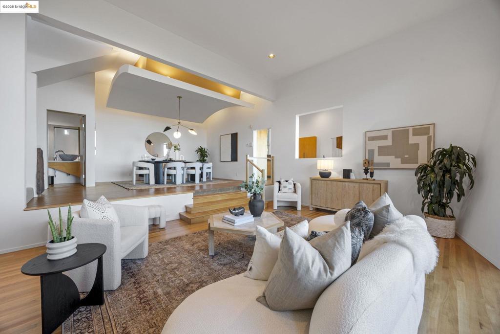 MONTCLAIR - Residential