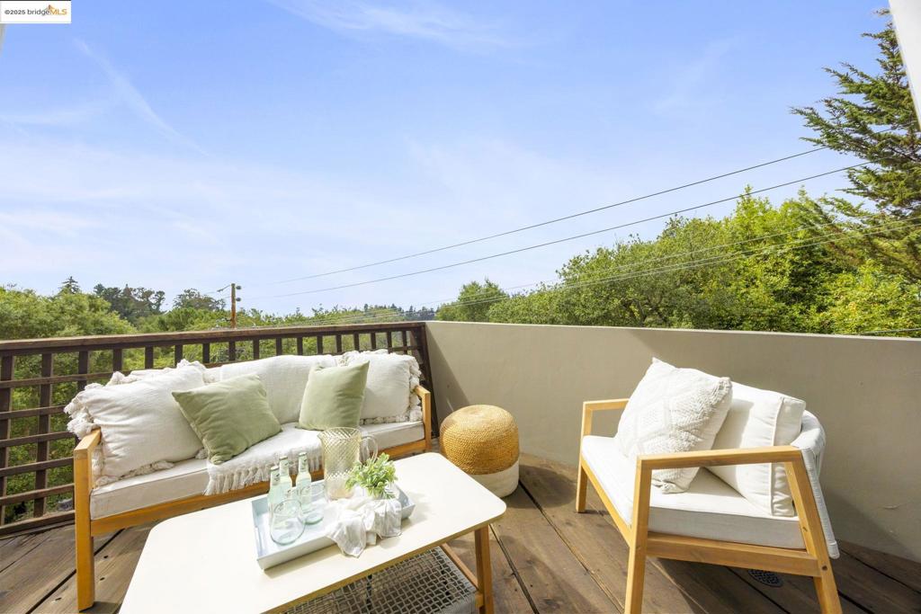MONTCLAIR - Residential