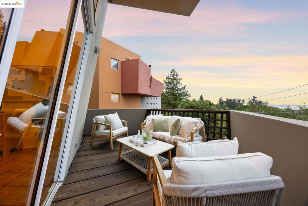 MONTCLAIR - Residential