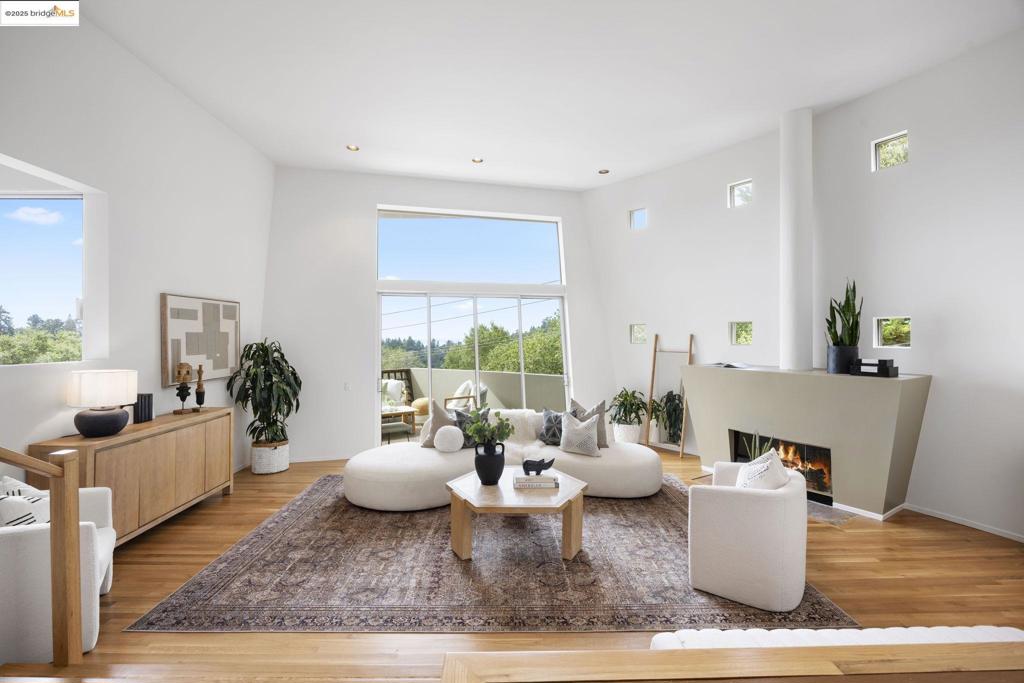 MONTCLAIR - Residential