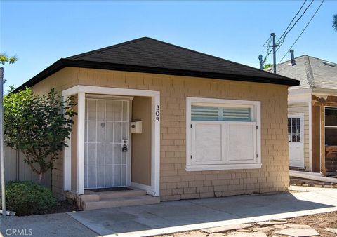 Photo of 309 W Victoria Street, Santa Barbara, CA 93101 (MLS # PI25219737)