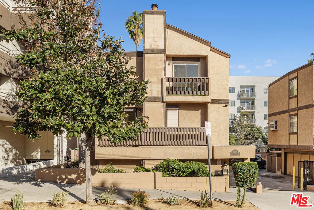 1628 N Formosa Avenue
