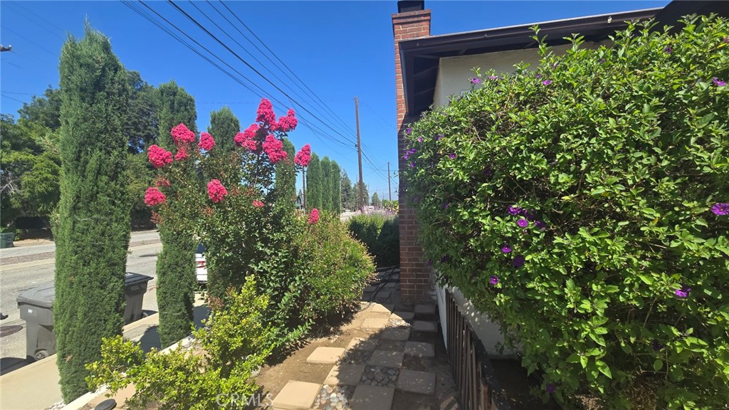 2685 Arrow Hwy