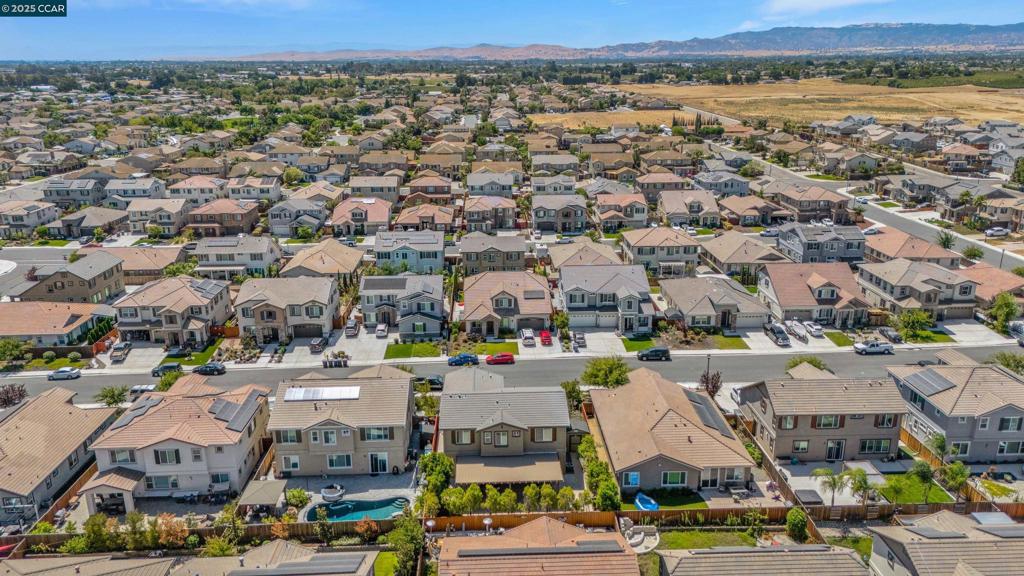 OAKLEY - Residential