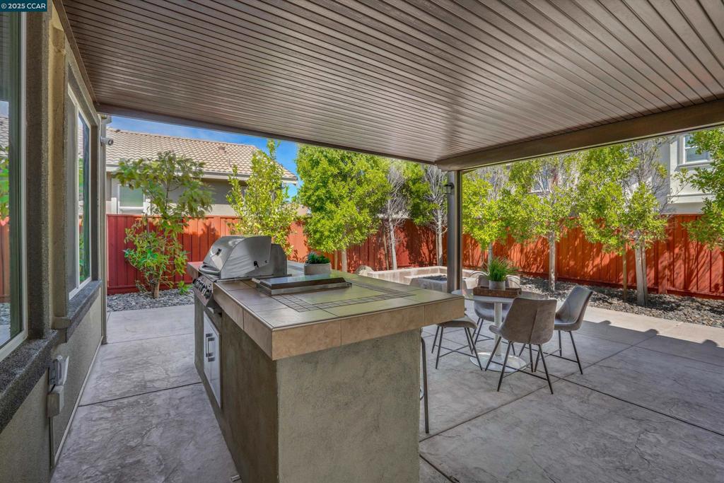 OAKLEY - Residential