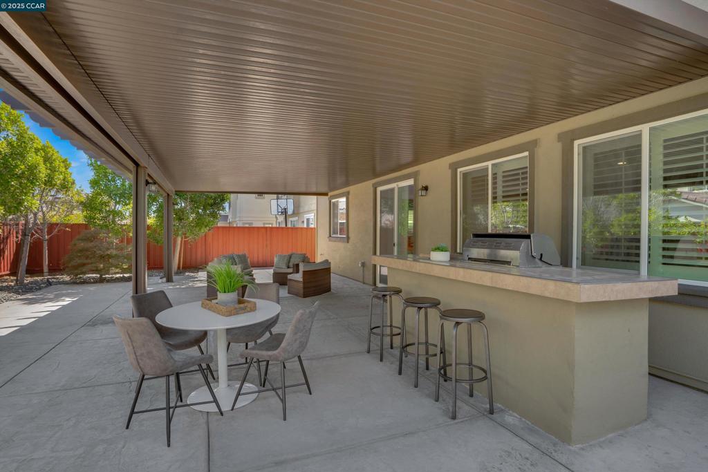 OAKLEY - Residential