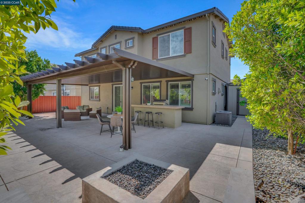 OAKLEY - Residential