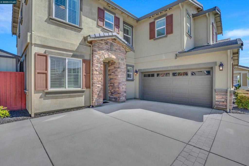 OAKLEY - Residential