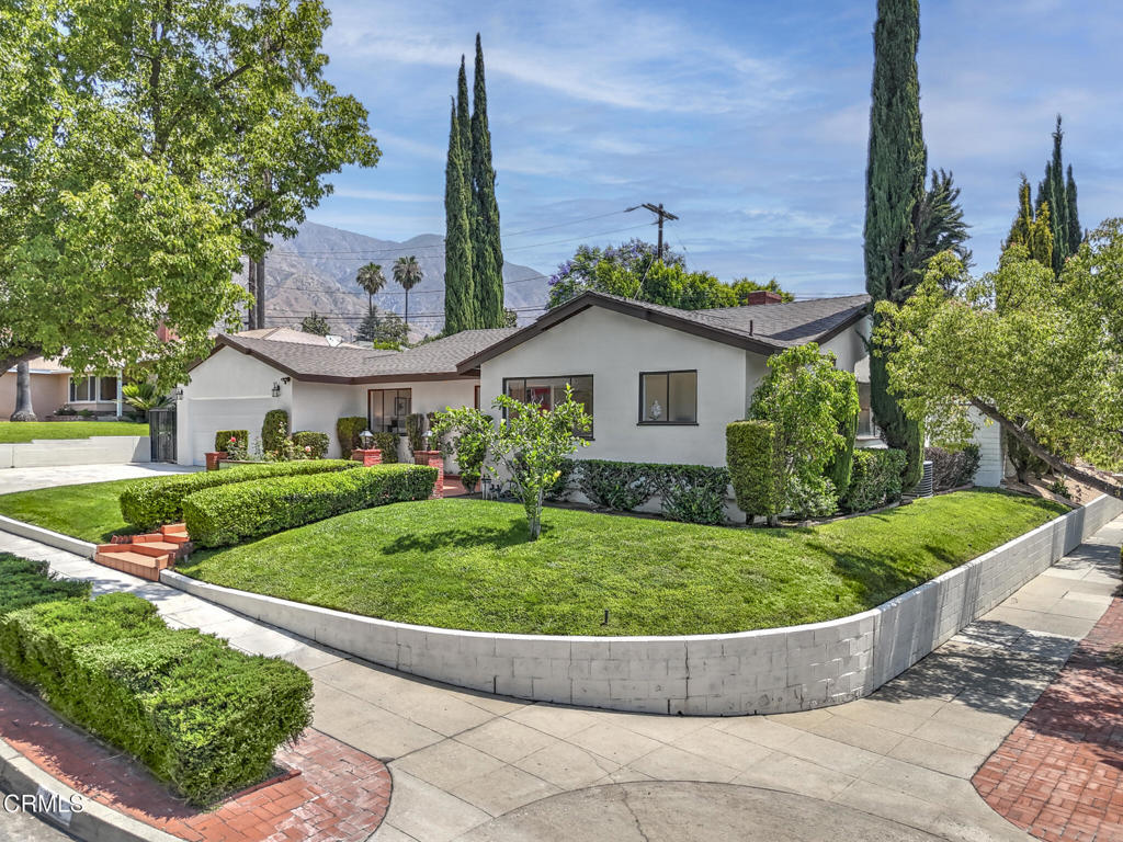 1080 Riviera Drive