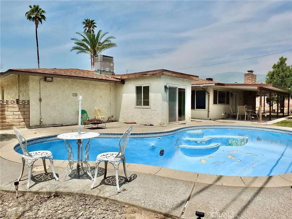 San Bernardino, California 92404, United States, 4 Bedrooms Bedrooms, ,2 BathroomsBathrooms,Residential,Active,120759