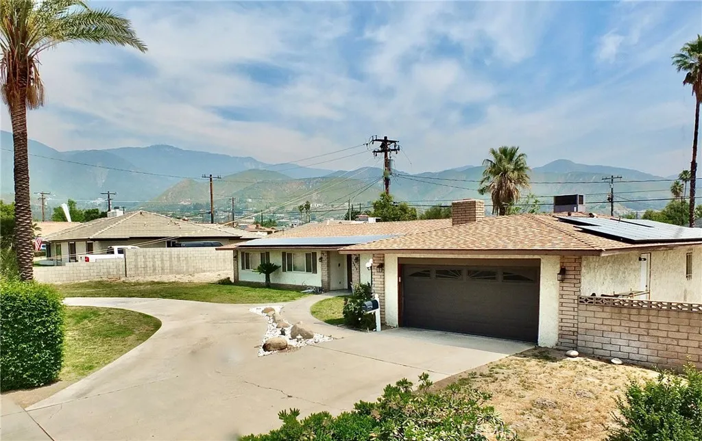 San Bernardino, California 92404, United States, 4 Bedrooms Bedrooms, ,2 BathroomsBathrooms,Residential,Active,120759
