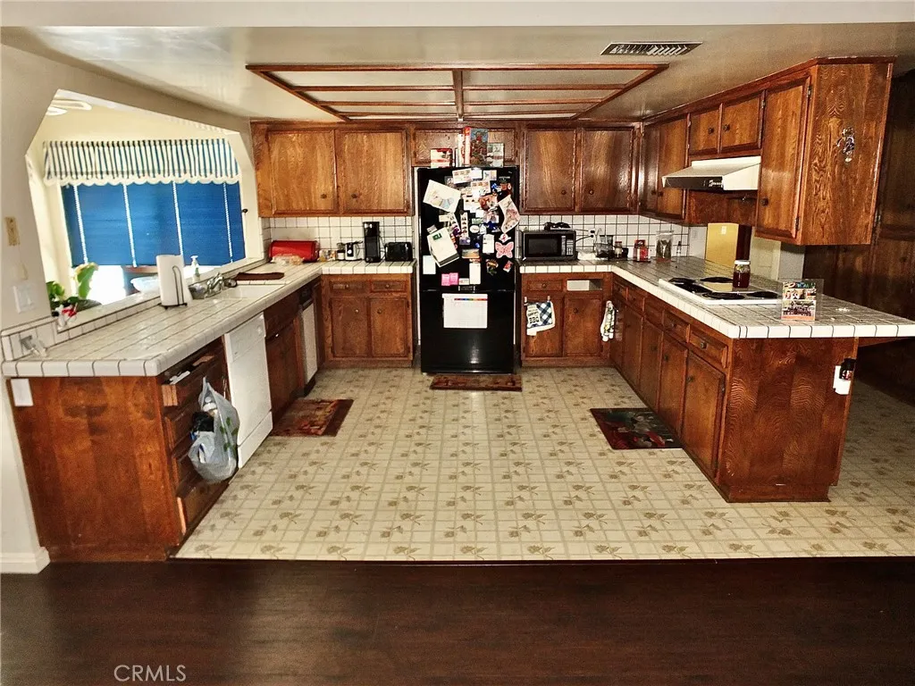 San Bernardino, California 92404, United States, 4 Bedrooms Bedrooms, ,2 BathroomsBathrooms,Residential,Active,120759