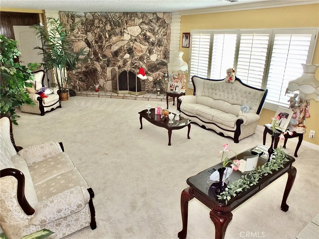 San Bernardino, California 92404, United States, 4 Bedrooms Bedrooms, ,2 BathroomsBathrooms,Residential,Active,120759