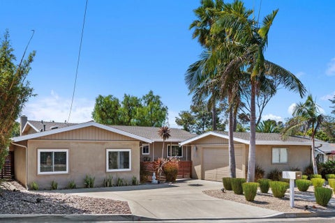 Photo of 1315 Crestridge Dr. DR, Oceanside, CA 92054 (MLS # 260024258SD)