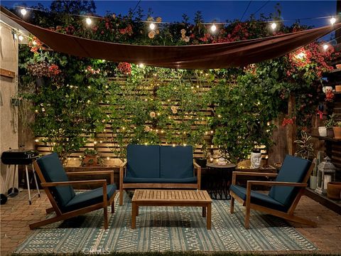 Photo of 303 E Home St, Long Beach, CA 90805 (MLS # PW26085121)