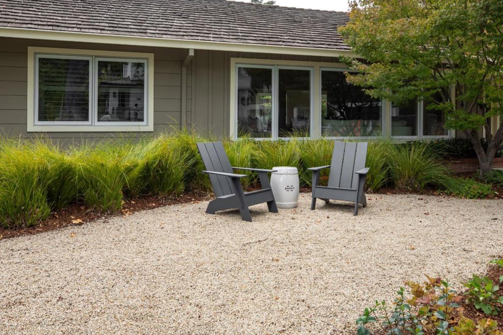 1331 Cotton Street, Menlo Park CA 94025