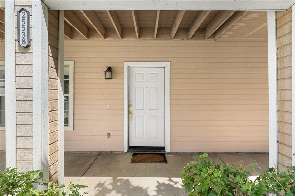 25538 Portola