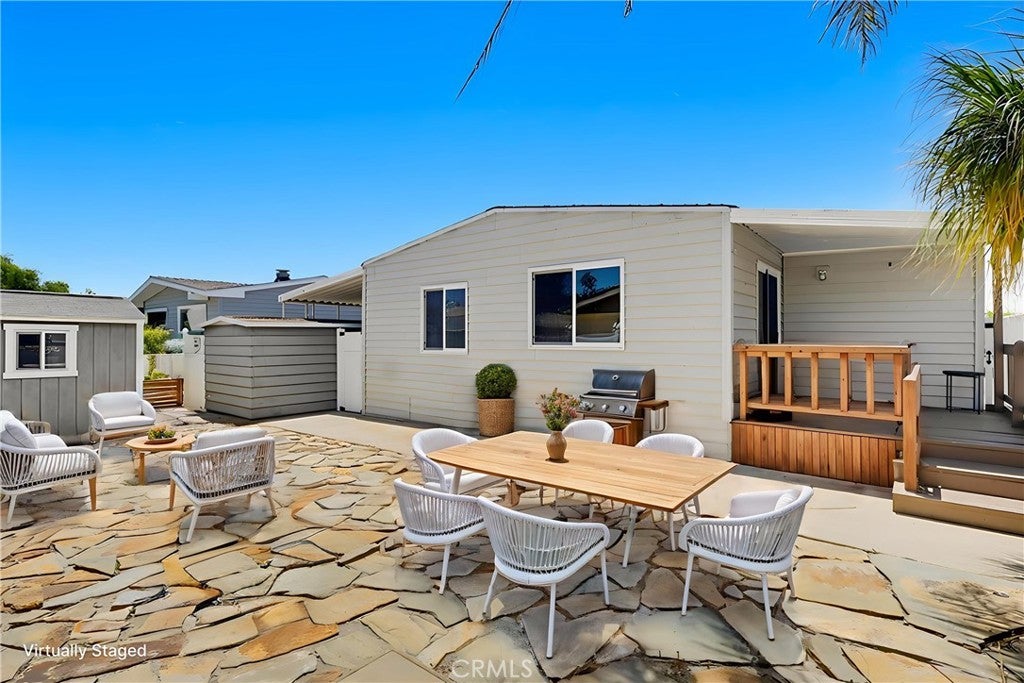 2275 W 25th 197