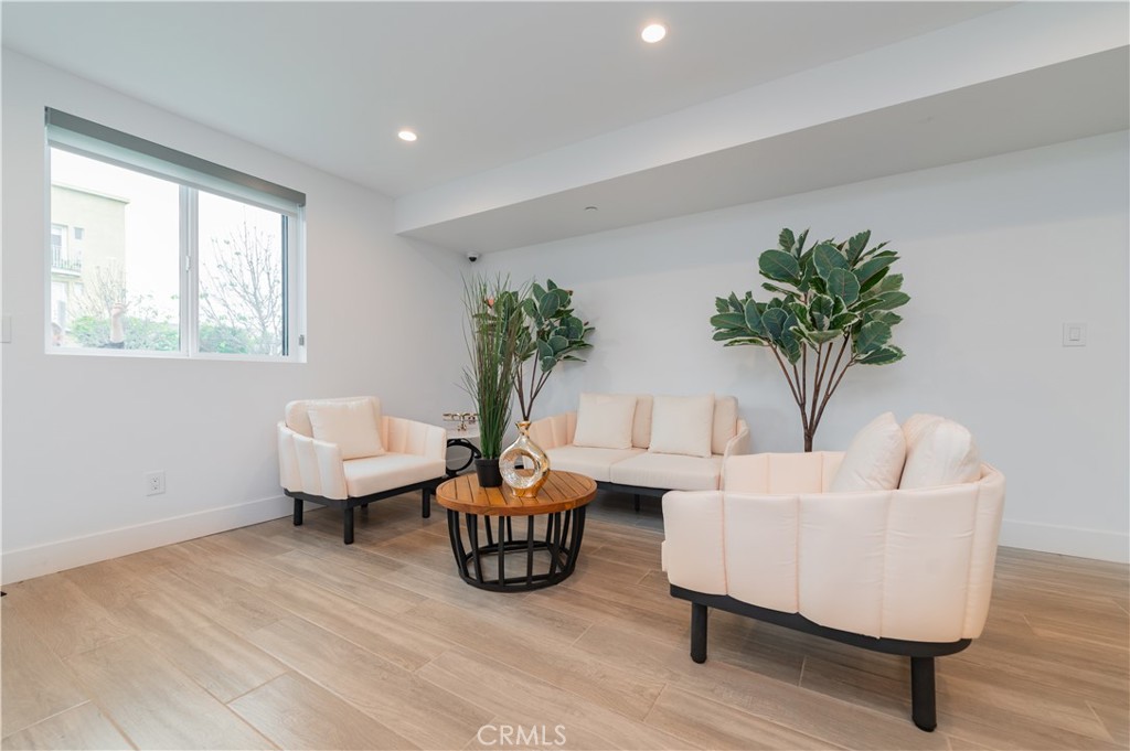 Properties 3 5654 La Mirada Avenue