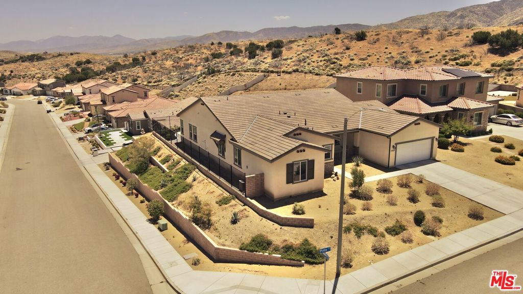 39186 Pinto Court