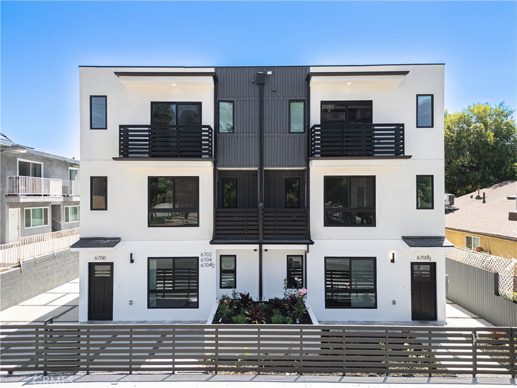 MOVE IN READY TODAY: 100% BRAND NEW CONSTRUCTION UNIT featuring large 5 bedrooms and 5 full size bathrooms. Located in downtown Van Nuys, everything you need is within driving distance. The floor plan offers modern living at its finest with a functional 1,999 SQ FT of usable space. This unit has two balconies and in-unit laundry facilities. Ascend to the expansive, luminous open concept living area & combined kitchen & dining area. Enjoy privacy and tranquility in your new home. Retreat to the primary bedrooms featuring a luxurious en-suite bath and ample closet space. All bedrooms offer generous dimensions and large closets. Embrace the essence of community living & make this your home today! 6700 Kester Ave is part of a 5 Unit resident community located in Van Nuys neighborhood 91405-zip code. Stove, refrigerator, dishwasher, microwave hood vent & washer/dryer included. Central AC/HVAC. Conveniently located in a prime location, near schools, shopping, golf courses, recreational areas, dining, and easy access to major freeways, this property offers an outstanding easy live, work and play lifestyle. This unit is perfect for a multi-generational extended family or the working adults that prefer to enter into a co-living set up. Call today and book your private tour.
