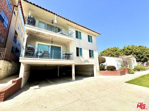 Photo of 9157 Alcott Street #4, Los Angeles, CA 90035 (MLS # 25625235)