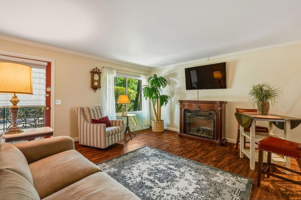 334 W Santa Elena Road