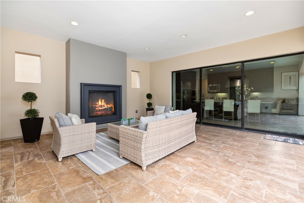 HIGHLANDS (BKHGL) - Residential Lease