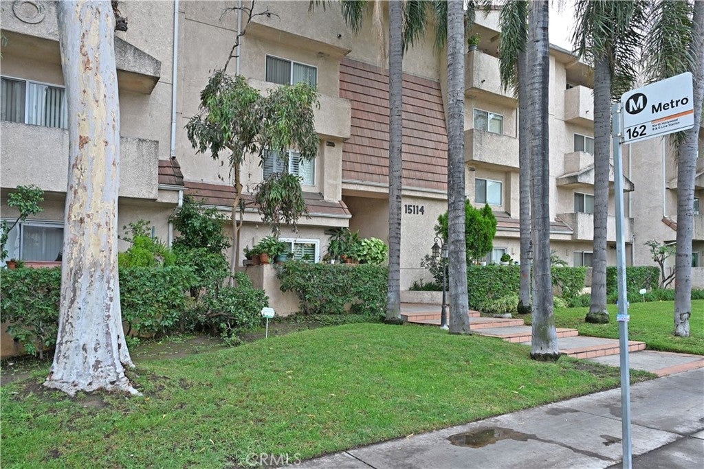 15114 Sherman Way 114