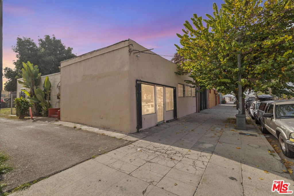 1814 N Broadway