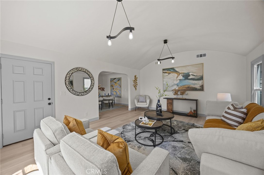 Properties 2 1520 S Olive Avenue
