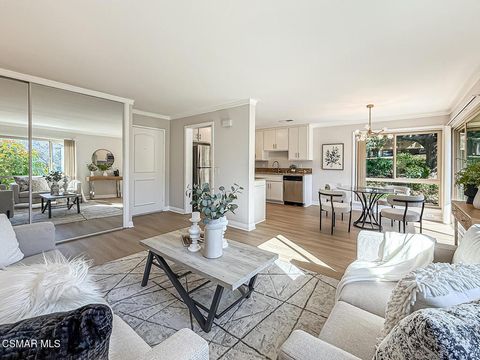 Photo of 291 Sequoia Court #25, Thousand Oaks, CA 91360 (MLS # 226000264)