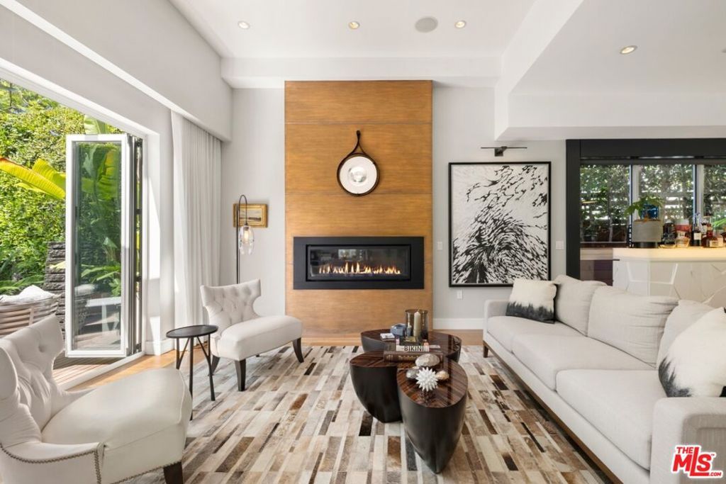 Photo of 8901 Dorrington Avenue, West Hollywood, CA 90048 (MLS # 25586773)