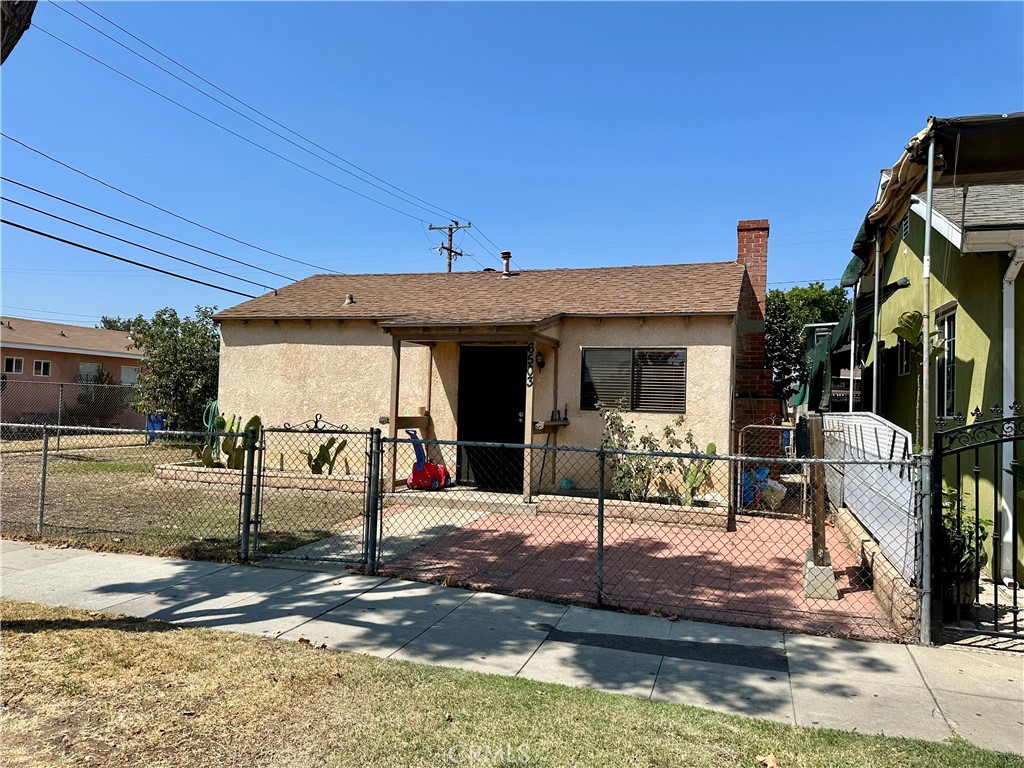Investors Dream or live in ONE and rent 2 for a total of 3 units and extra income. Say Hello! to your own home and rental income. perfect or multi families application. All fully permitted and all units 1 bedroom and 1 bath. 2 have fire places. Located in a high demand rental area. Plenty of room to add additional bedrooms to front unit for better living or extra rental income. Rear ally for easy access to additional parking