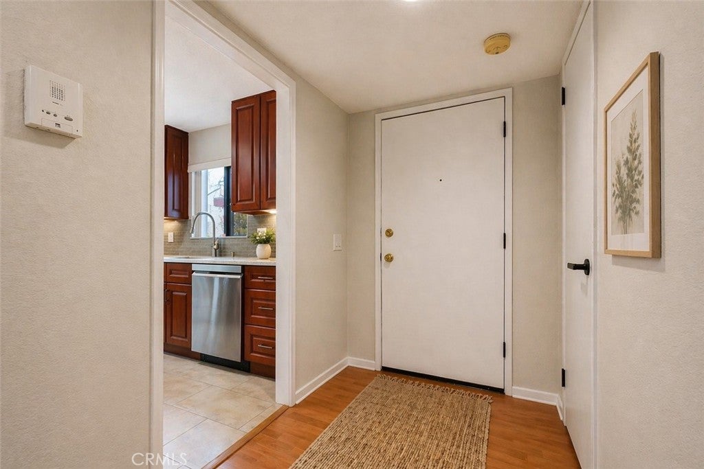 1304 Stanley Ave 10, Glendale CA 91206