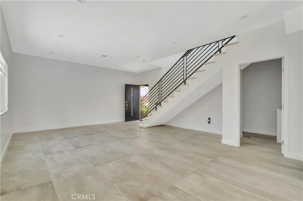 6943 Goodland Avenue