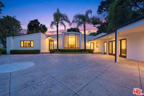 Photo of 999 Casiano Road, Los Angeles, CA 90049 (MLS # 26827877)