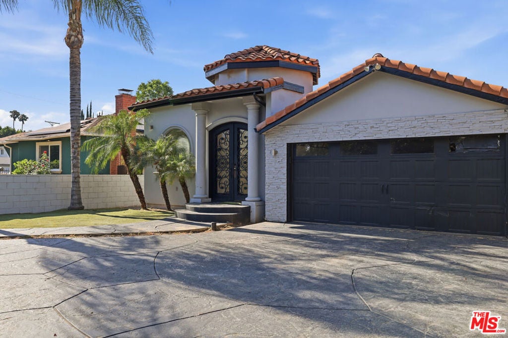 14755 Valleyheart Drive