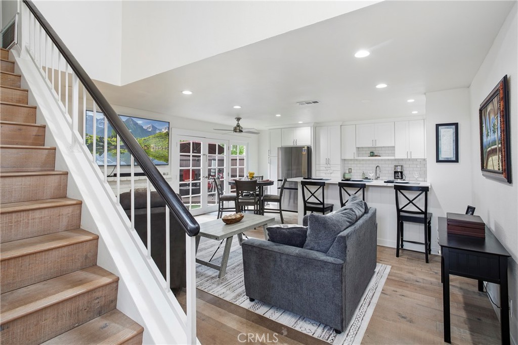 25692 Paseo Colonial