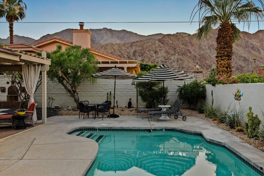 52505 Avenida Alvarado