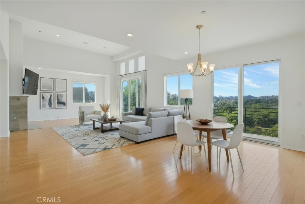 Modern 5-Bedroom Home with Spectacular Views in Woodland Hills
Experience breathtaking views from this stunning three-story modern residence, located in a gated community in Woodland Hills. This spacious home offers high ceilings, an open floor plan, and natural light throughout.
The main level features a bright living room with hardwood floors, recessed lighting, and a granite-faced fireplace, seamlessly connected to the dining area and gourmet kitchen with granite countertops, stainless steel appliances, and a breakfast nook. Also on this level is a bedroom/office, guest powder bath, and laundry room.
Upstairs, you’ll find two en-suite bedrooms, including the primary suite with dual closets, a spacious bath with separate tub and shower, dual sinks, and access to a private rooftop deck with panoramic valley views.
The lower level offers two additional bedrooms, a full bathroom, and a family room with kitchenette/wet bar, leading out to a private patio and yard, one of the largest in the community.
The property comes equipped with solar panels as well as a Tesla EV charger.
Conveniently located near Warner Center, parks, schools, and shopping, this home offers both comfort and convenience.
Property has been virtually staged.
**Please note, All Hawk Management residents are enrolled in the Resident Benefits Package (RBP) for $40.95/month which includes renters insurance, credit building to help boost your credit score with timely rent payments, $1M Identity Protection, HVAC air filter delivery (for applicable properties), move-in concierge service making utility connection and home service setup a breeze during your move-in, our best-in-class resident rewards program, and much more! More details upon application.
Broker License: 01924661