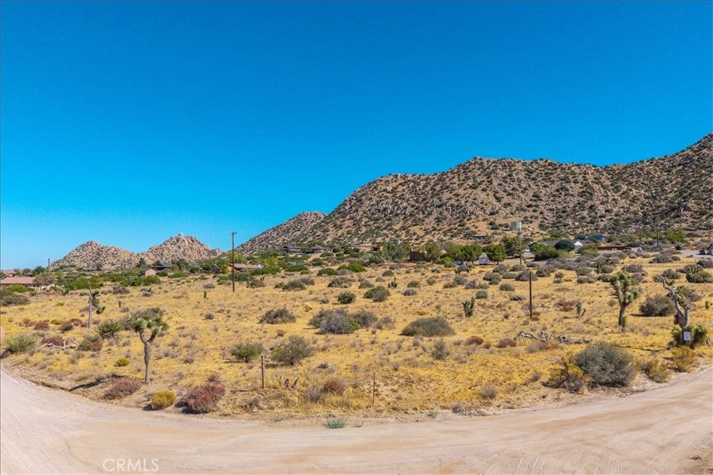 53175 Annie Oakley Road