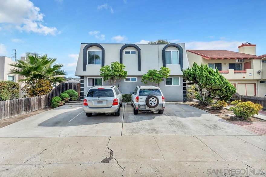 Located in the heart of San Diego’s high-demand Corridor submarket, 4171 33rd Street is a well-positioned  9-unit multifamily asset offering a diverse unit mix and long-term income potential. Built in 1968, the two-story, walk-up building totals 6,011 square feet on a 7,014 SF lot. The unit composition includes: 6 one-bedroom units 3 two-bedroom, one bath unit  The building maintains a garden-style layout on a beautiful wide street, with multiple off-street parking spaces. With a strong rental history, a desirable unit mix, and proximity to North Park, University Heights, and key transit corridors, this property presents a rare opportunity to acquire a stabilized asset with light value-add potential in one of San Diego’s most dynamic rental markets.