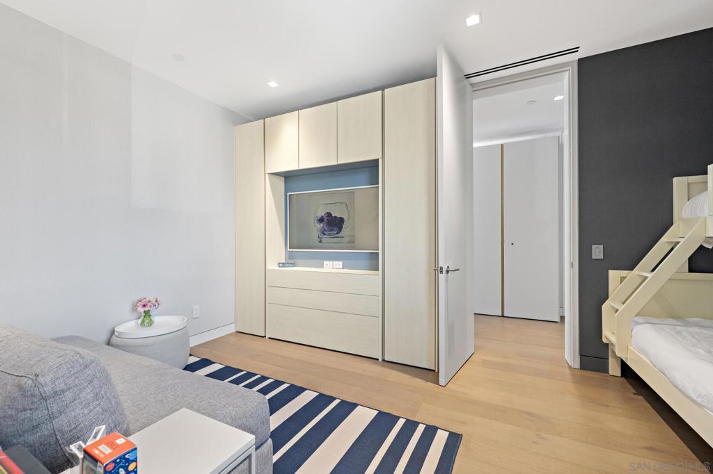 La Jolla - Residential Lease