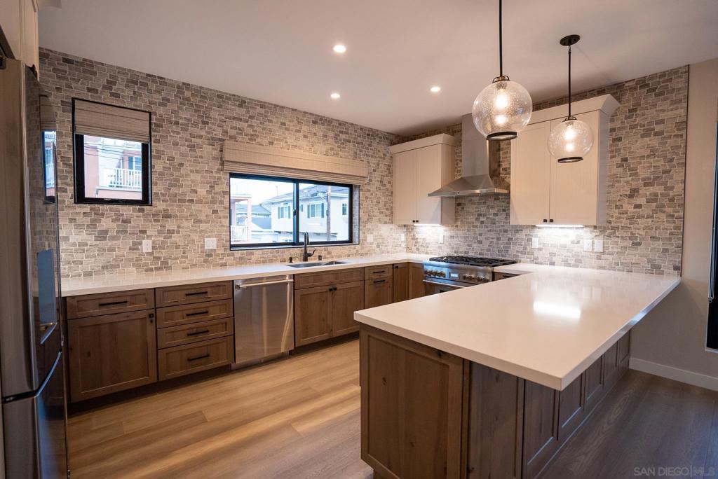 Pacific Beach - Residential