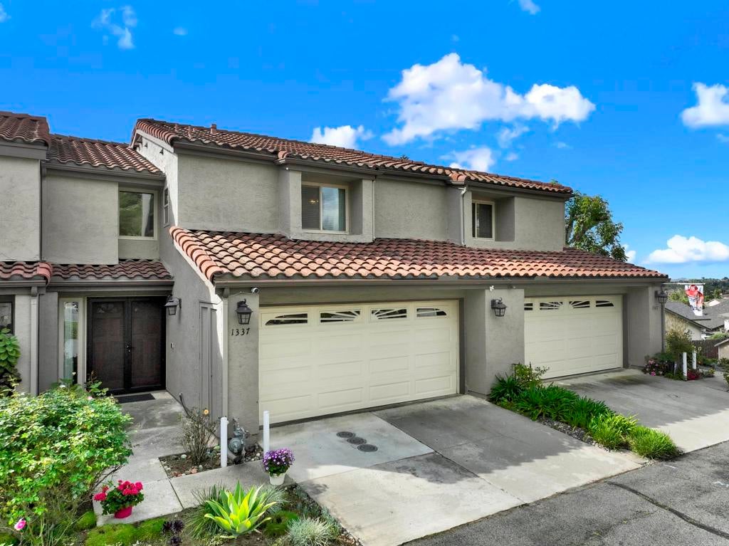 1337 Gary Lane, Escondido CA 92026
