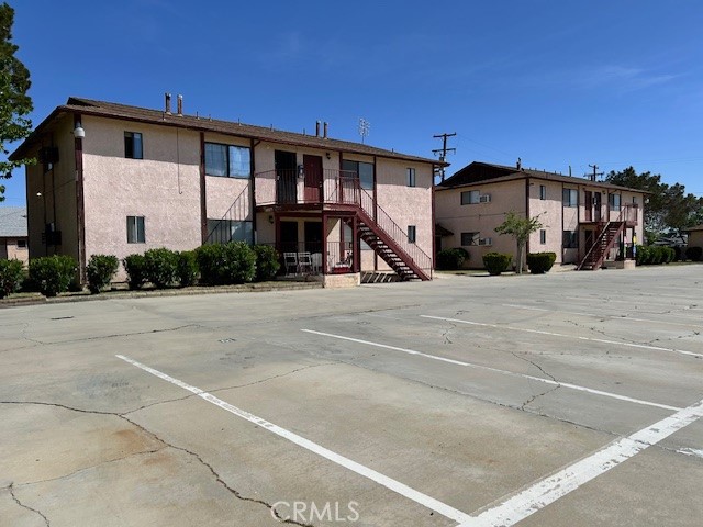 Photo 1 of 11 — 15430 -15436 Meyer Road, Mojave, CA 93501