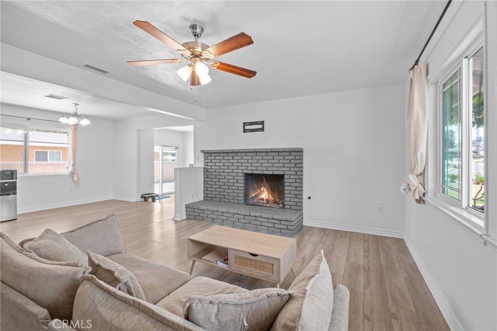 1241 Elm